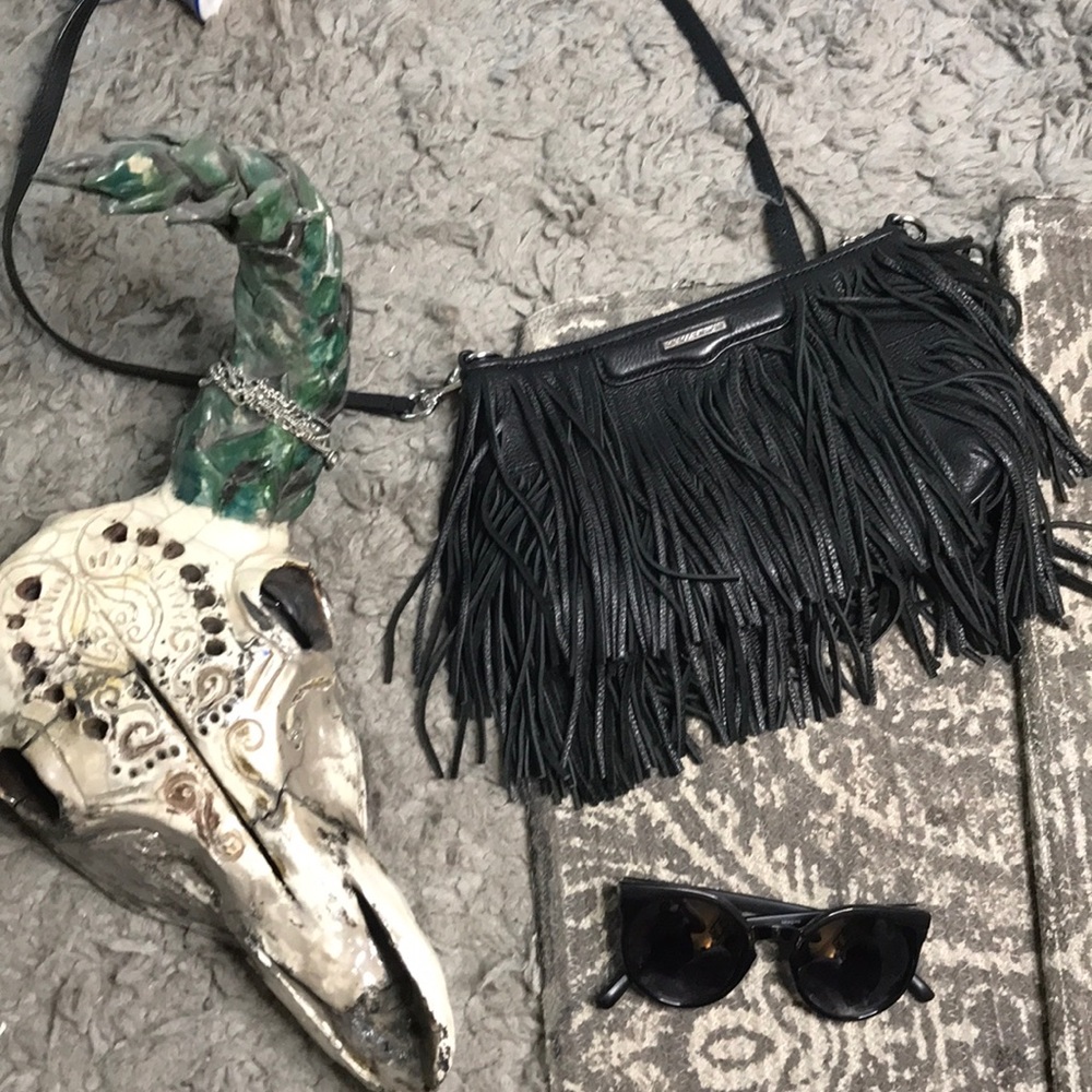 Rebecca Minkoff Finn Fringe Crossbody bag ✨✨✨
